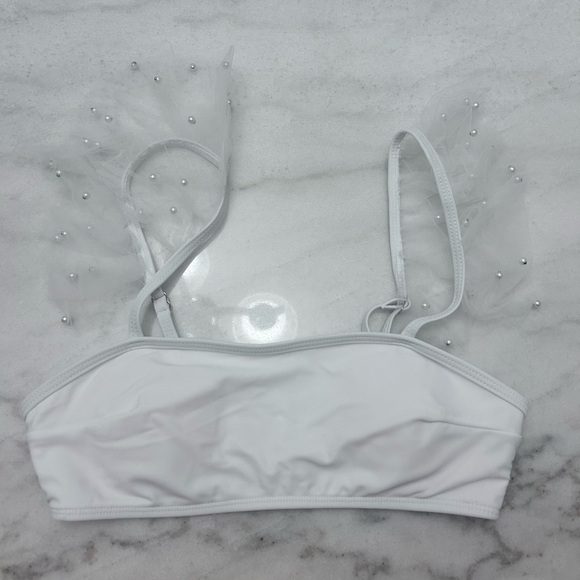 White pearl bikini - Picture 2 of 8